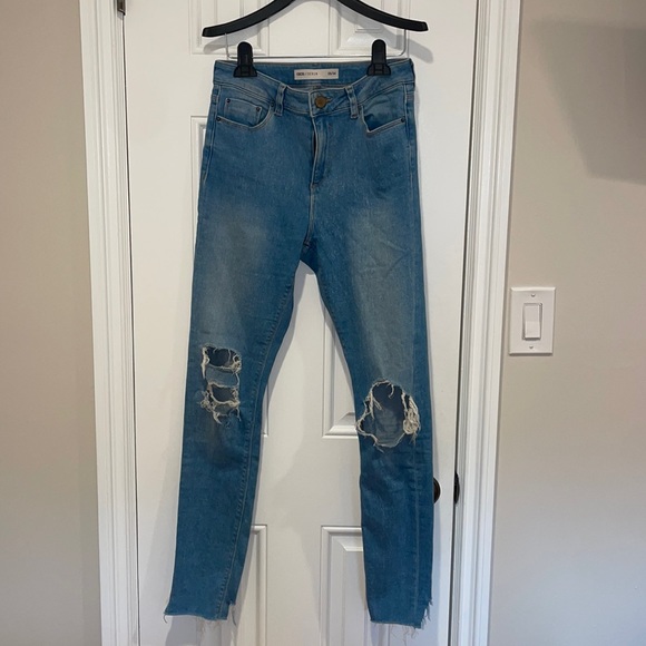 ASOS Denim Light Wash High Waisted Ripped Jeans Size 28/34 - Picture 1 of 4